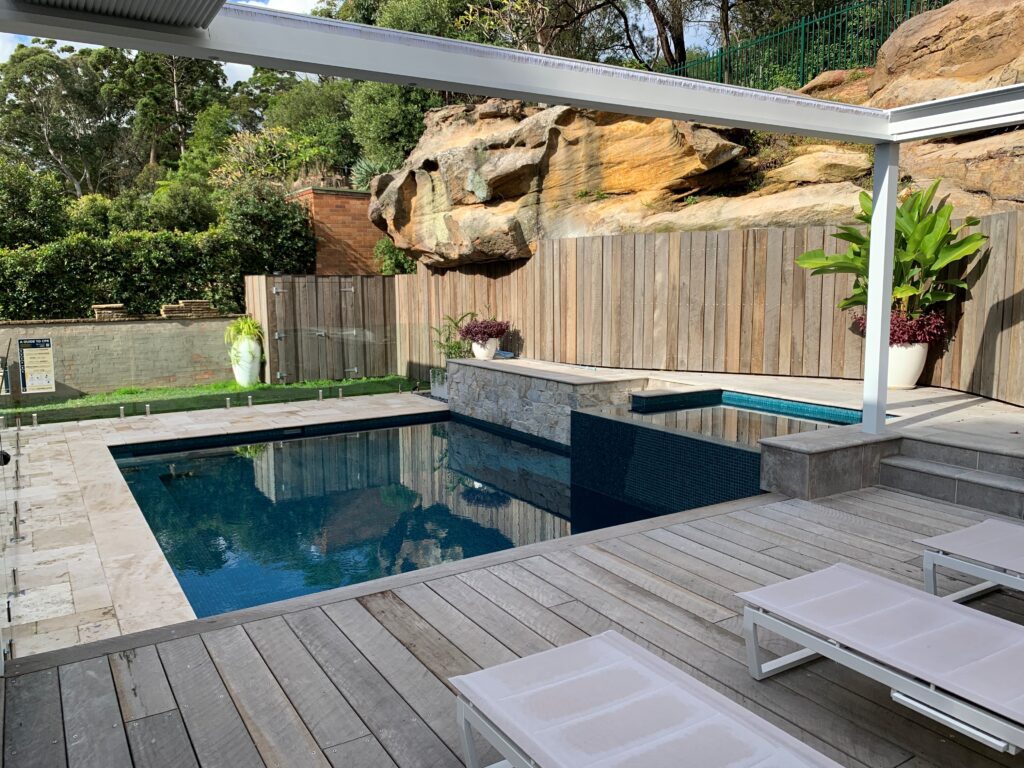 Fully tiled pool and spa in Ezarri Spanish Mosic. Fully heated and automated